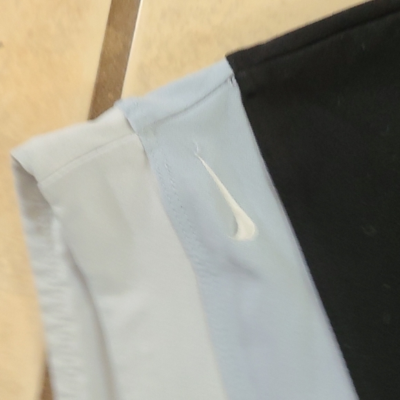 Nike dri-fit Capri sz s - Picture 3 of 4